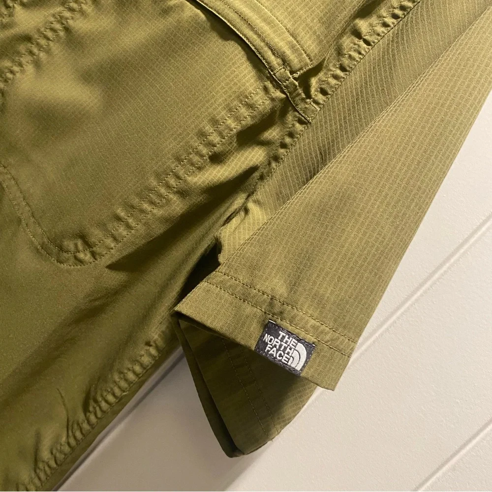 North Face Button Up Short Sleeve Performance Shirt Men’s Medium Army Green